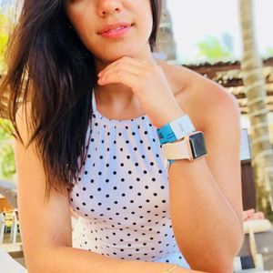 Meet your Posher, Stefany